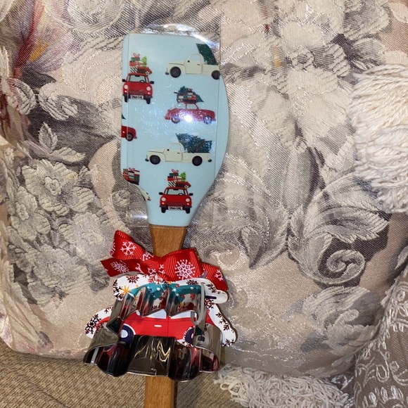 🚗 🎄 🛻 NWT Bakeshop Spatula & Car Cookie Cutter - Picture 2 of 5